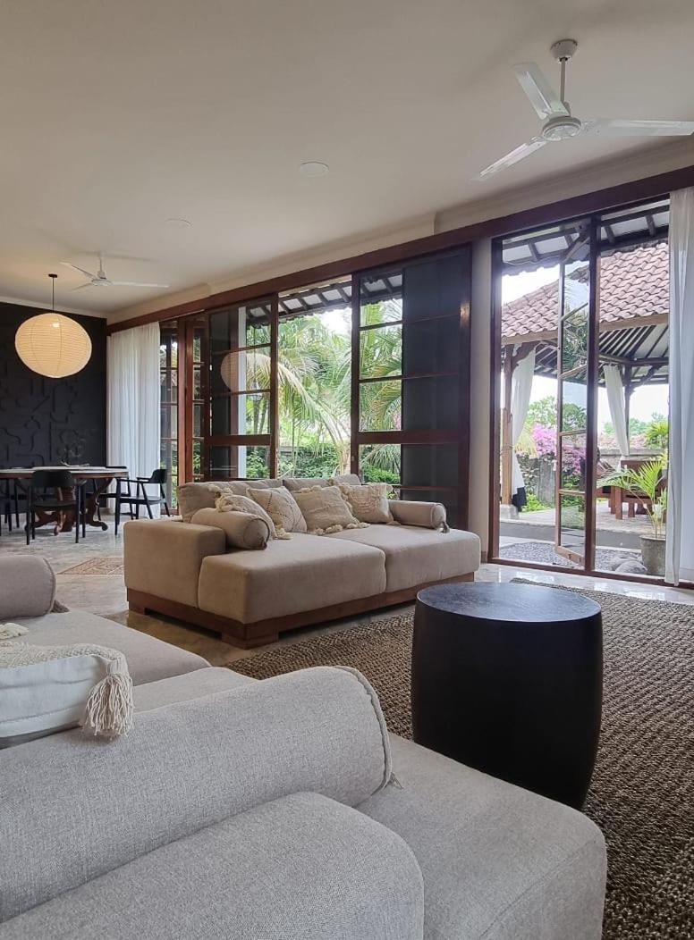 Mumbul Villas Nusa Dua  Ngoại thất bức ảnh